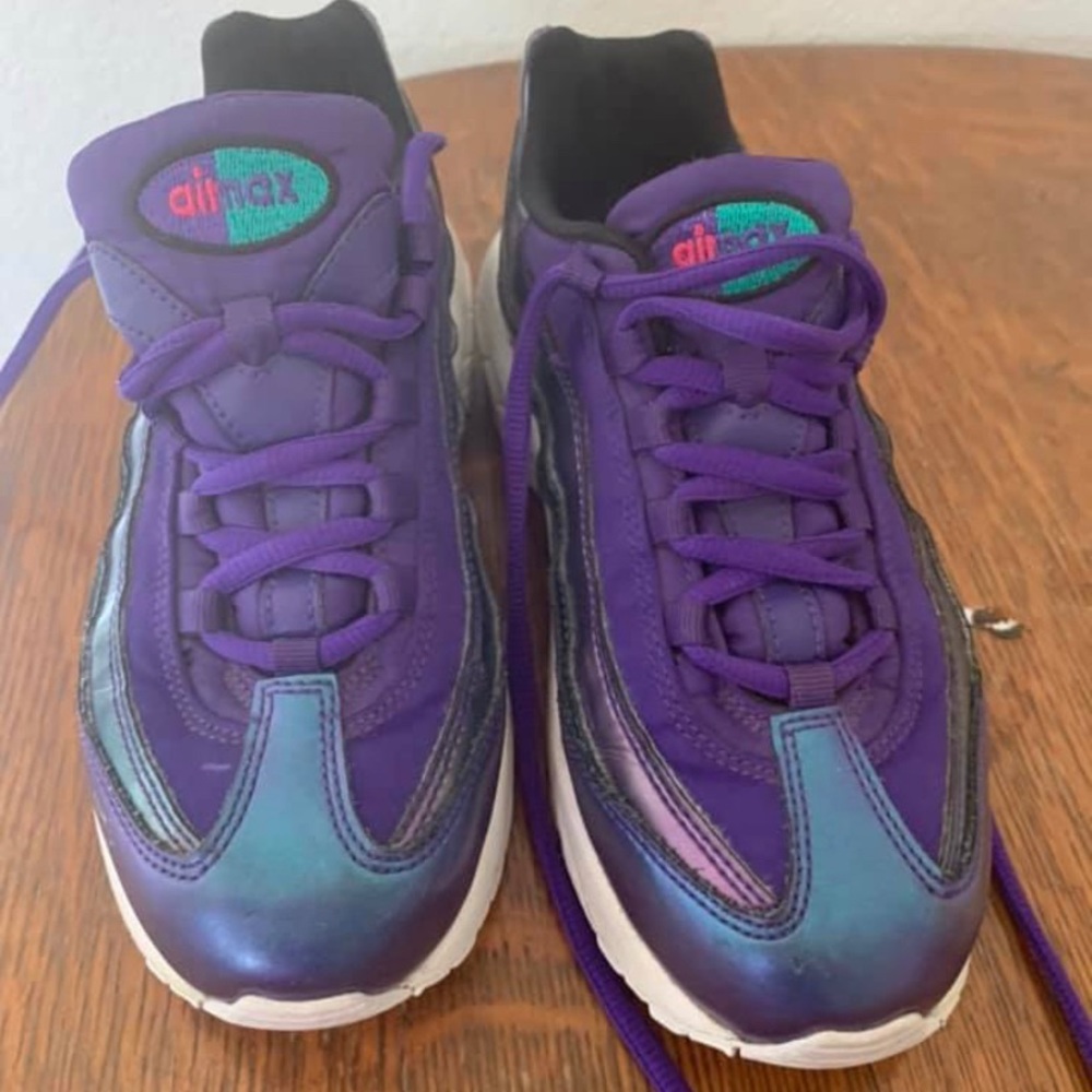 Kids Nike AirMax sneakers